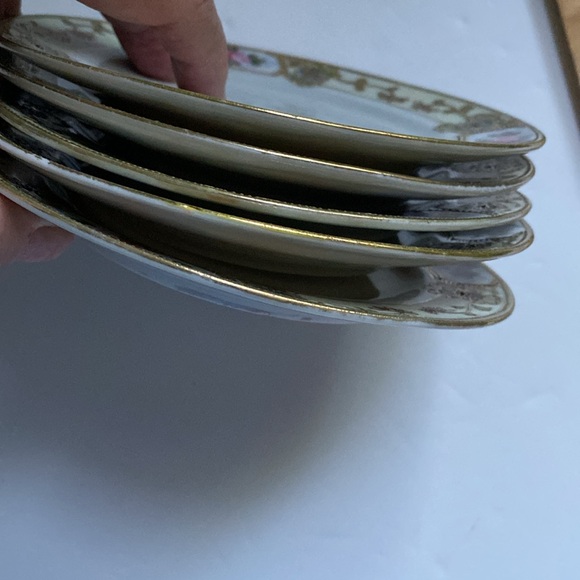 Hand painted with raised detail gold gilding set of 5 dessert plates - Picture 4 of 8